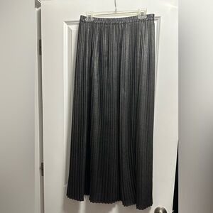 Elegant Pleated Skirt